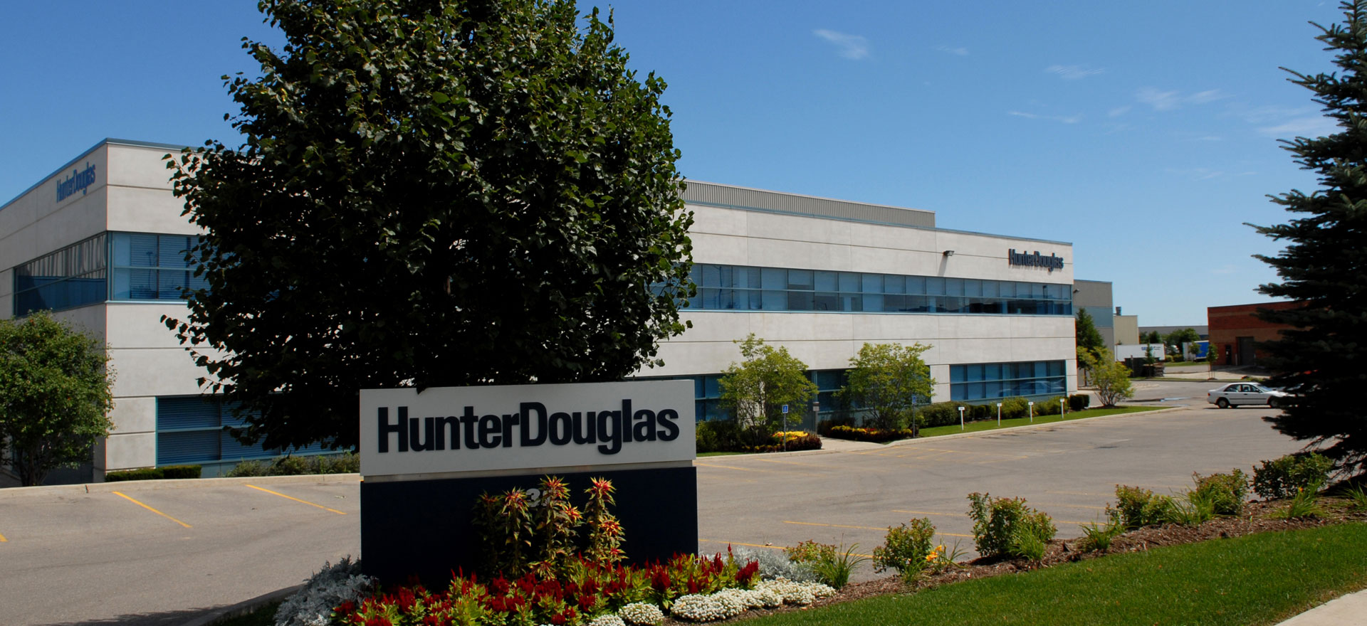 Hunter Douglas