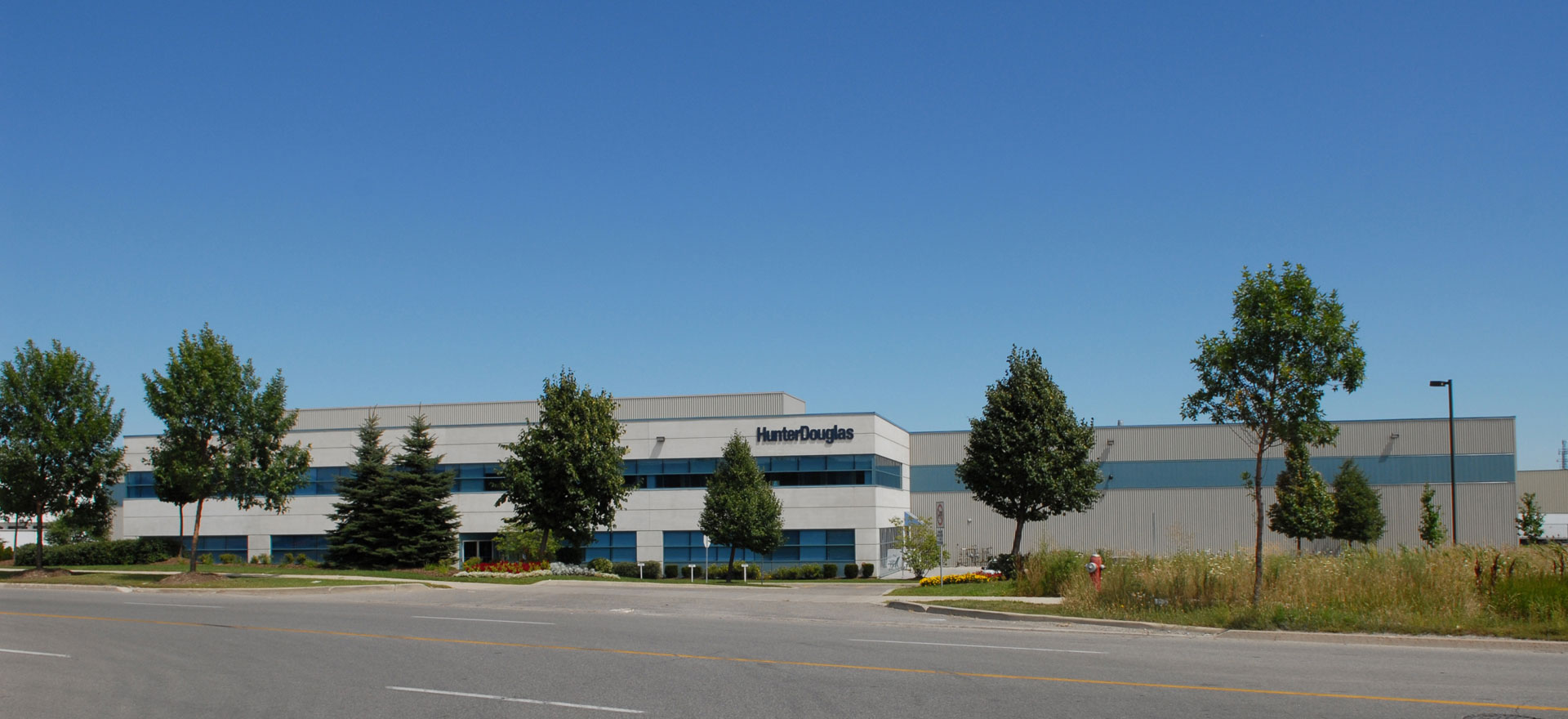 Hunter Douglas